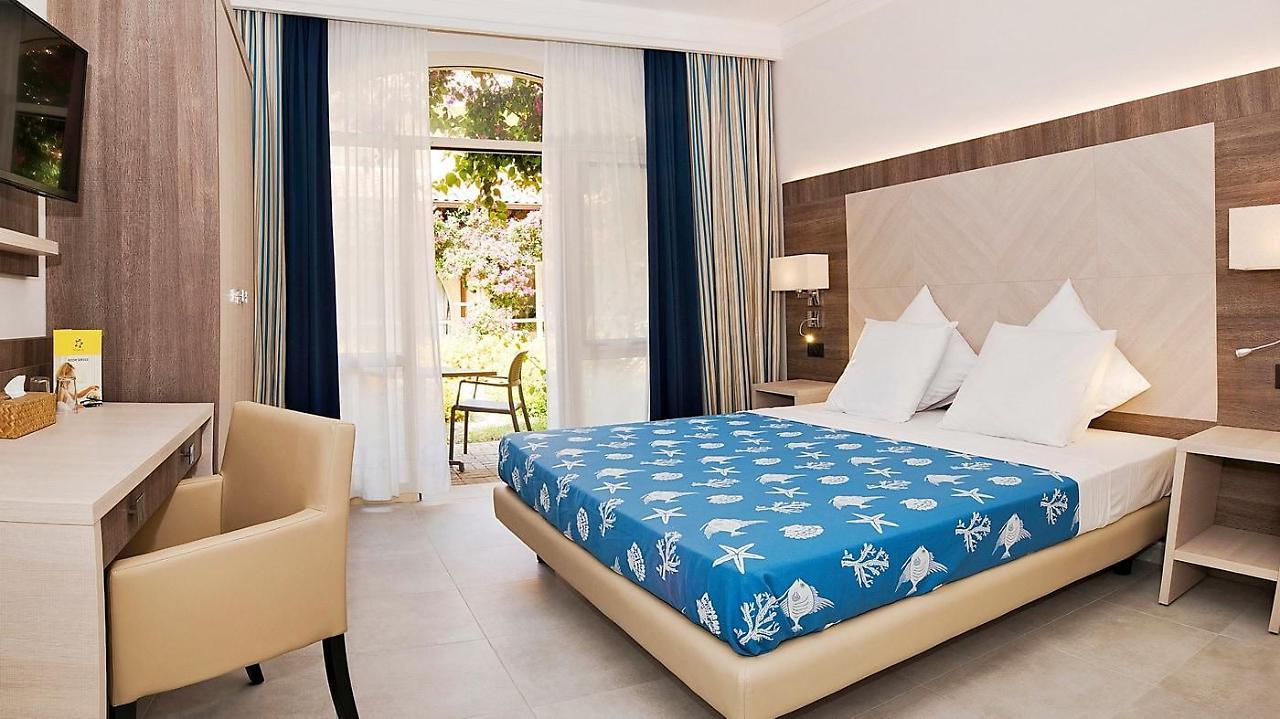 Tui Magic Life Calabria Hotel Пицо Екстериор снимка